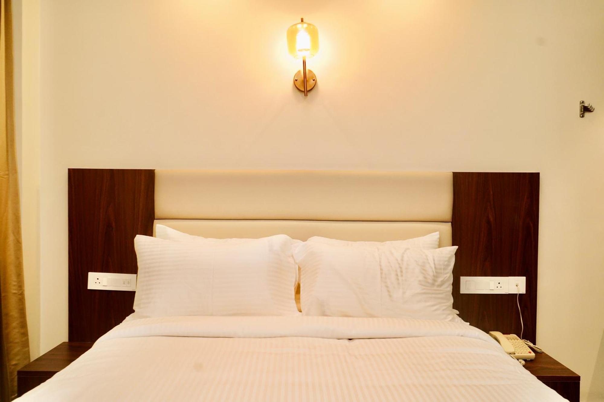 Jaag Hotel Chennai Eksteriør billede